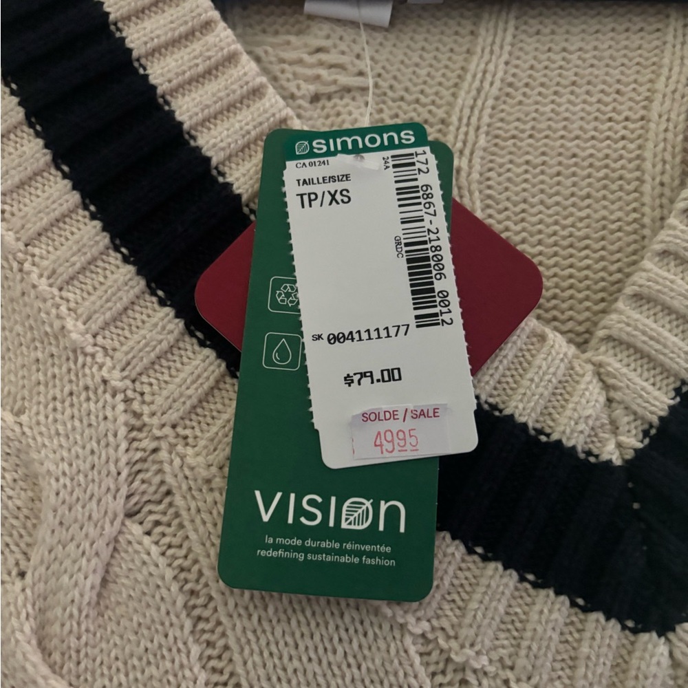 Simons V-Neck Sweater dress in Cream and Black